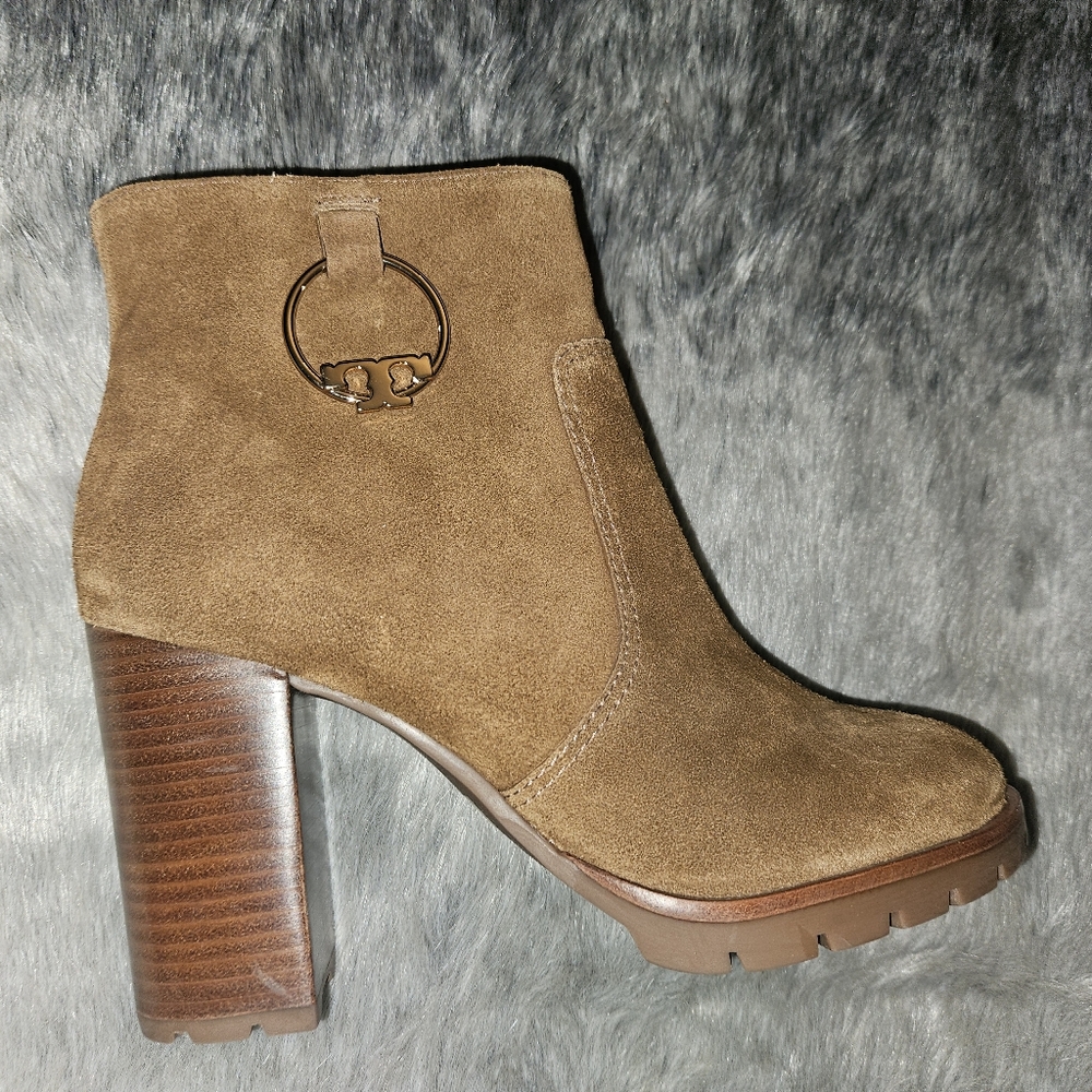 New Tory Burch Boot, color brown, size 8 1/2, brand new - Picture 4 of 4
